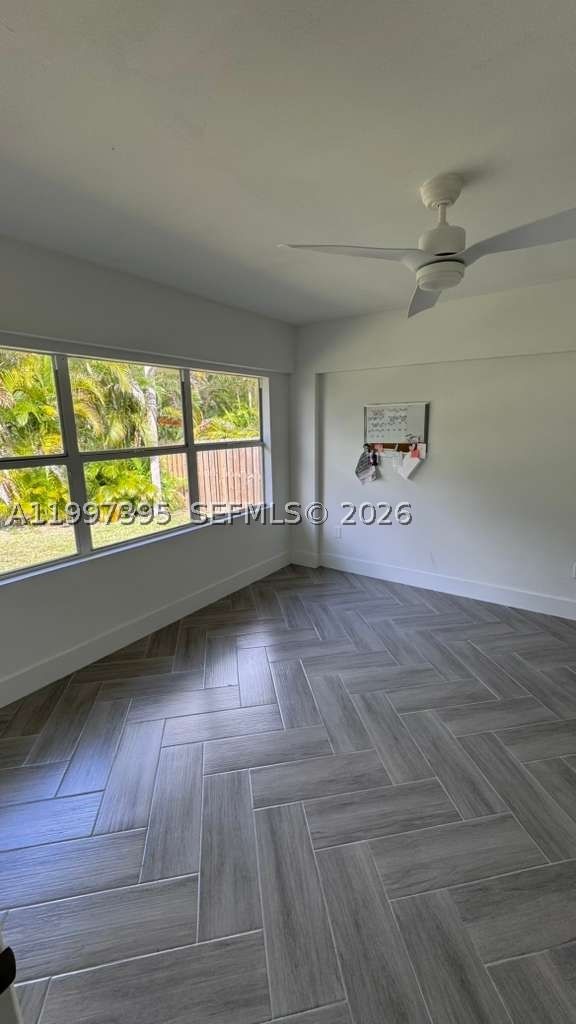 Real estate property located at 427 169th Ter, Broward, Bonaventure Lakes Add 2, Weston, FL