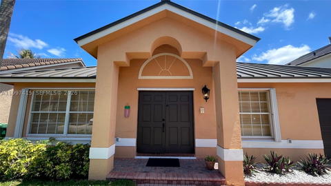 Real estate property located at 19011 79th Ct, Miami-dade, West Esplanade, Hialeah, FL