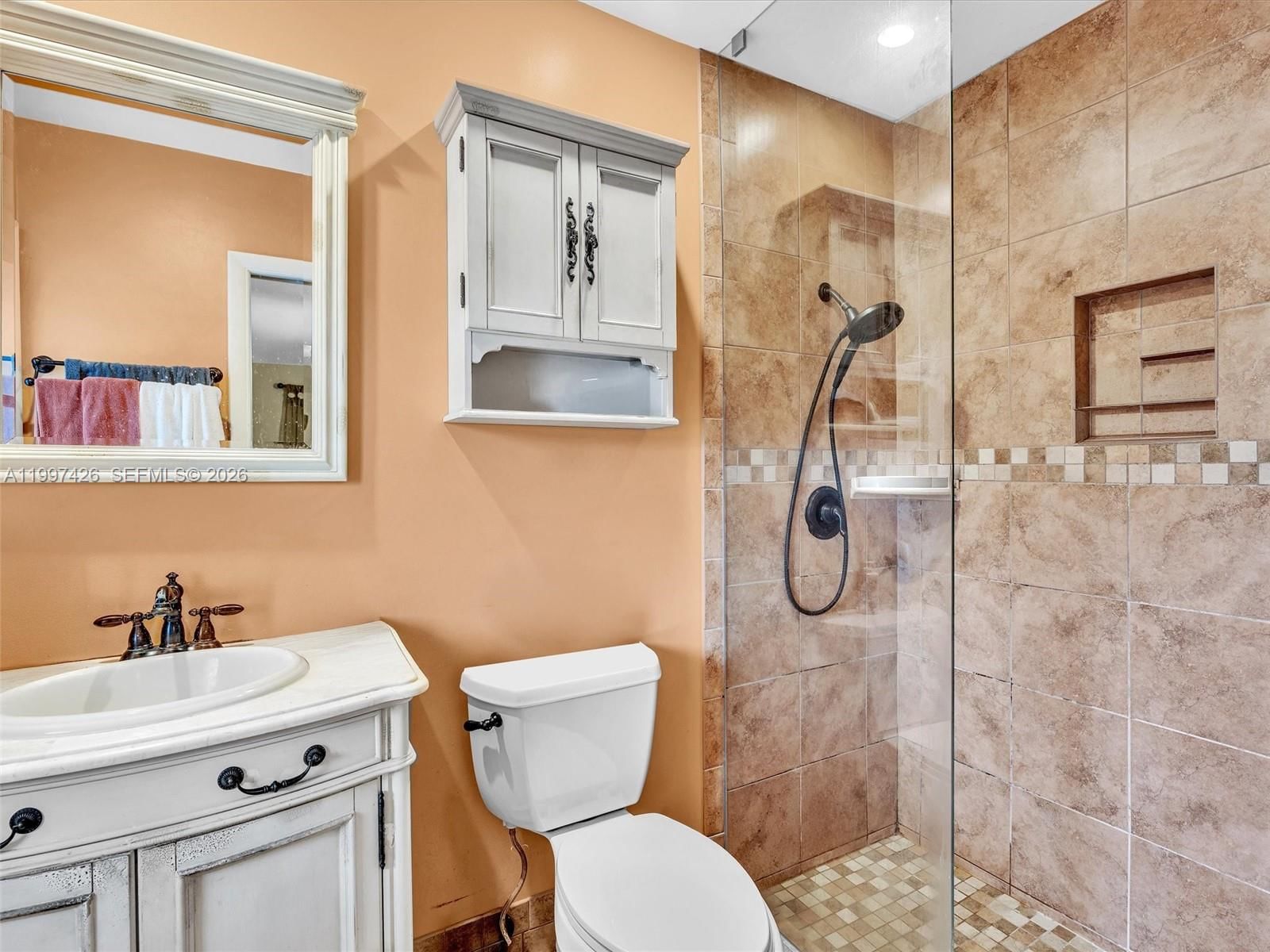 Real estate property located at 1900 95th Ave, Broward, Rainbow Lakes, Pembroke Pines, FL