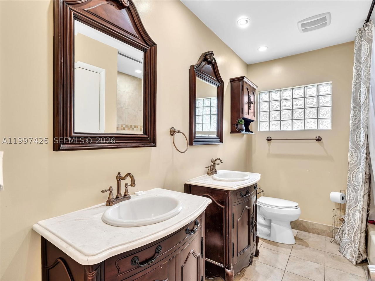 Real estate property located at 1900 95th Ave, Broward, Rainbow Lakes, Pembroke Pines, FL