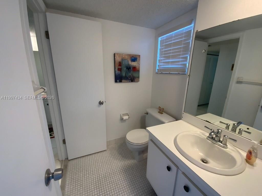 Real estate property located at 9311 Orange Grove Dr #405, Broward, Poinciana 14 Pine Island, Davie, FL