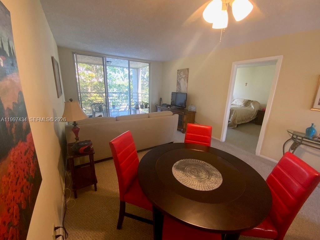 Real estate property located at 9311 Orange Grove Dr #405, Broward, Poinciana 14 Pine Island, Davie, FL