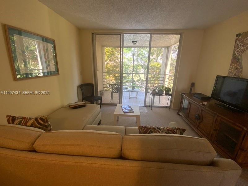 Real estate property located at 9311 Orange Grove Dr #405, Broward, Poinciana 14 Pine Island, Davie, FL