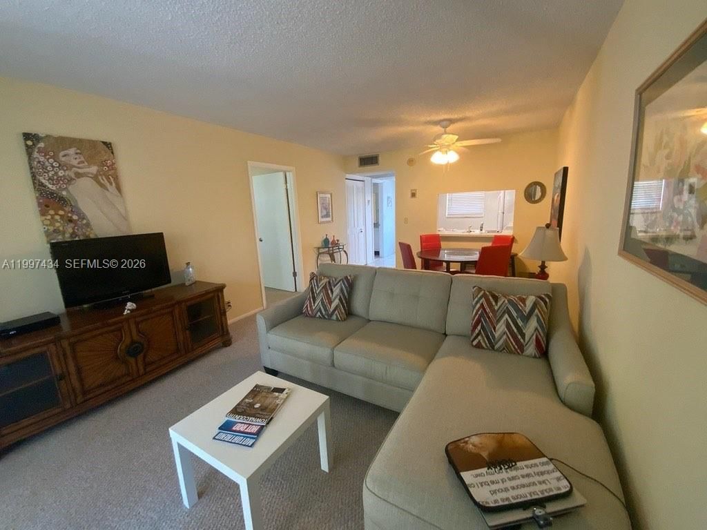 Real estate property located at 9311 Orange Grove Dr #405, Broward, Poinciana 14 Pine Island, Davie, FL