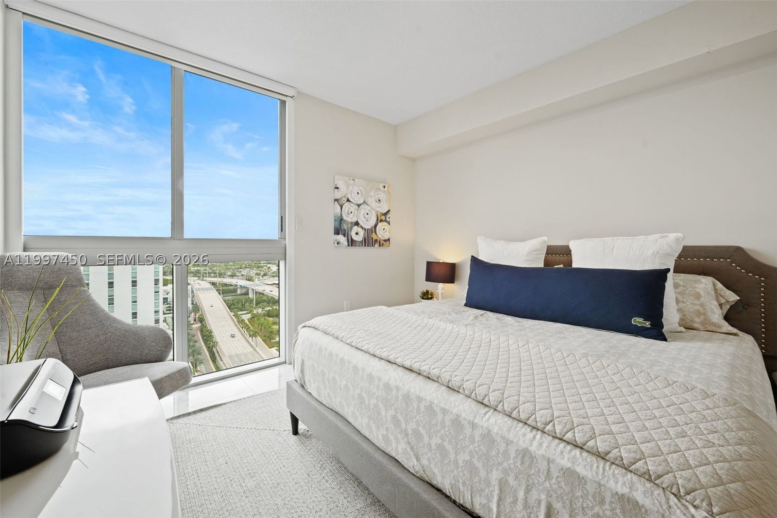 Real estate property located at 330 Sunny Isles Blvd #5-2102, Miami-dade, Parque Towers Condo, Sunny Isles Beach, FL
