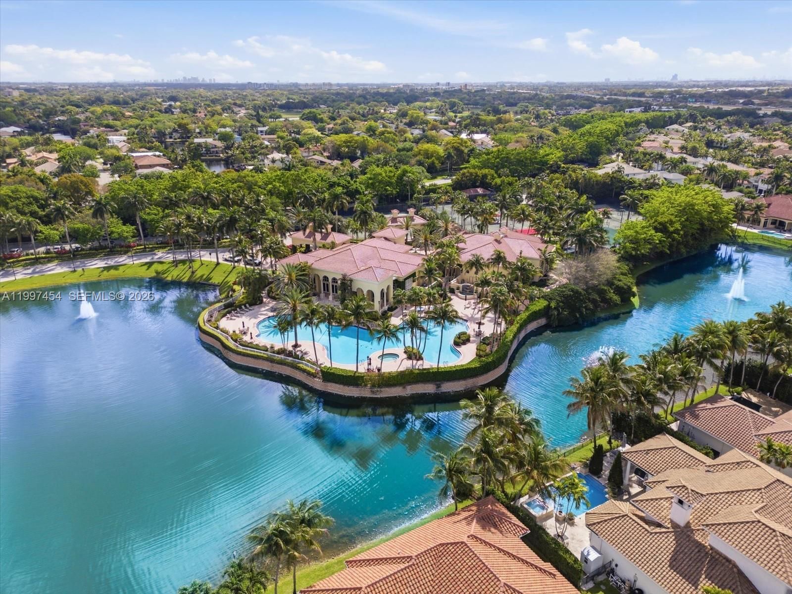 Real estate property located at 770 Leigh Palm Ave, Broward, Enclave 2nd Section, Plantation, FL