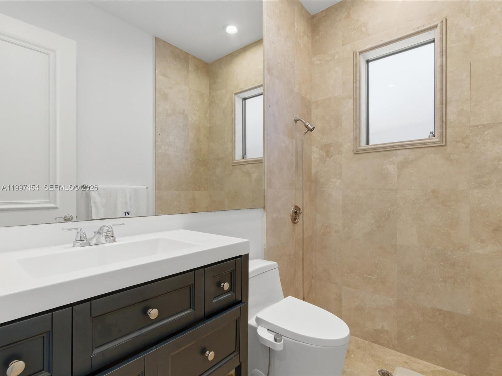 Real estate property located at 770 Leigh Palm Ave, Broward, Enclave 2nd Section, Plantation, FL