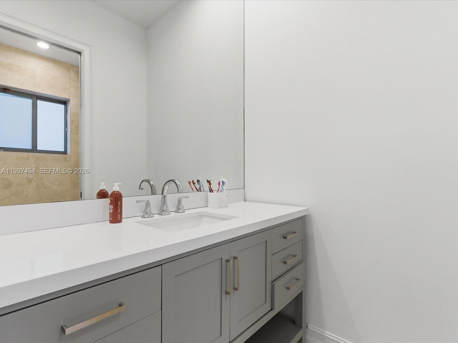 Real estate property located at 770 Leigh Palm Ave, Broward, Enclave 2nd Section, Plantation, FL