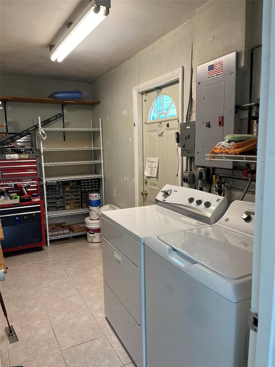 Real estate property located at 9775 78th St, Miami-dade, Heftler Homes Sunset Park, Miami, FL