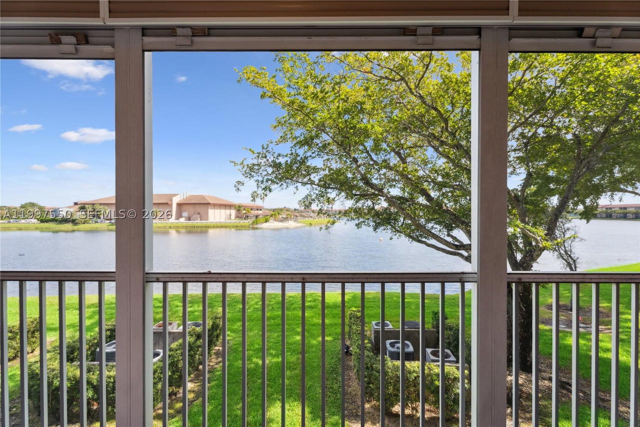 Real estate property located at 1301 134th Way #213B, Broward, Ivanhoe West At Century V, Pembroke Pines, FL