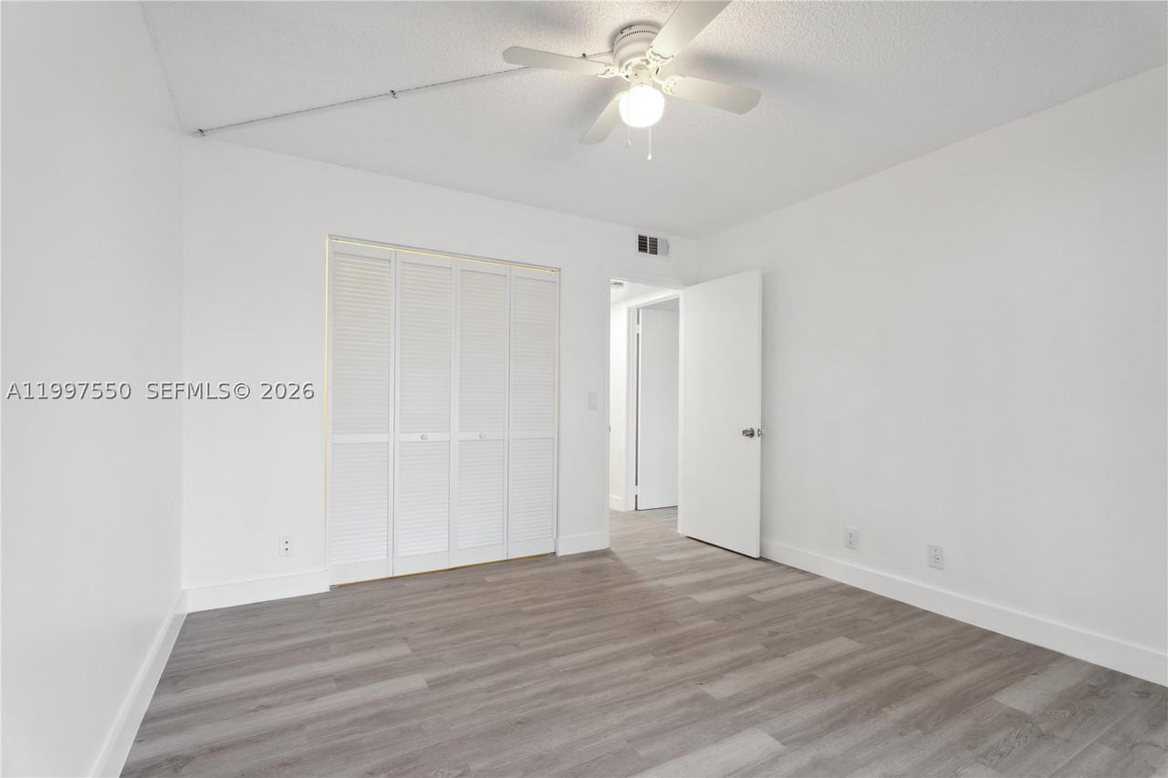 Real estate property located at 1301 134th Way #213B, Broward, Ivanhoe West At Century V, Pembroke Pines, FL