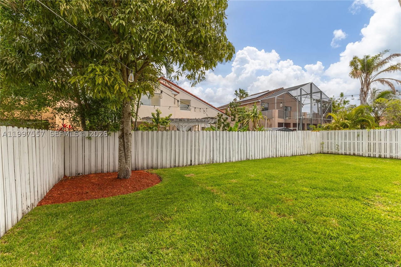 Real estate property located at 317 191st Ter, Broward, Twin Acres, Pembroke Pines, FL