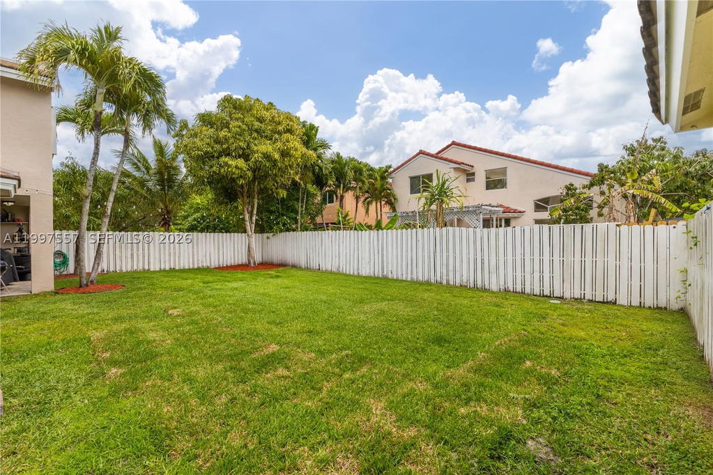 Real estate property located at 317 191st Ter, Broward, Twin Acres, Pembroke Pines, FL