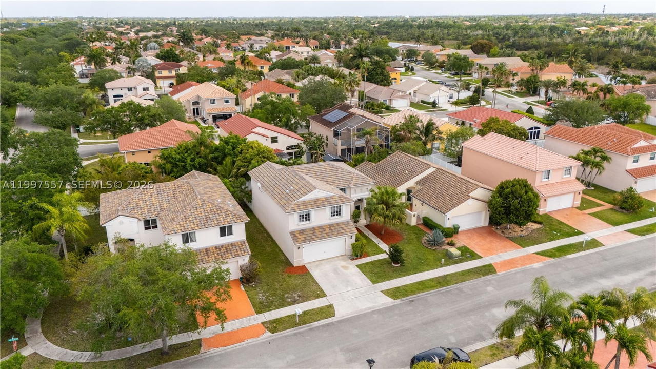 Real estate property located at 317 191st Ter, Broward, Twin Acres, Pembroke Pines, FL