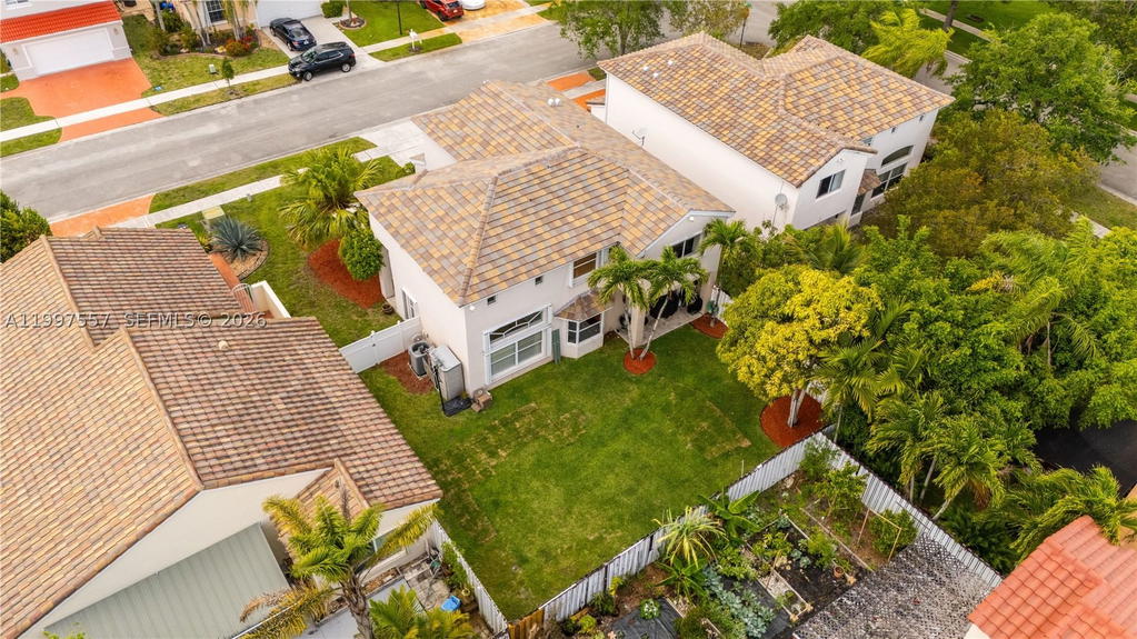 Real estate property located at 317 191st Ter, Broward, Twin Acres, Pembroke Pines, FL