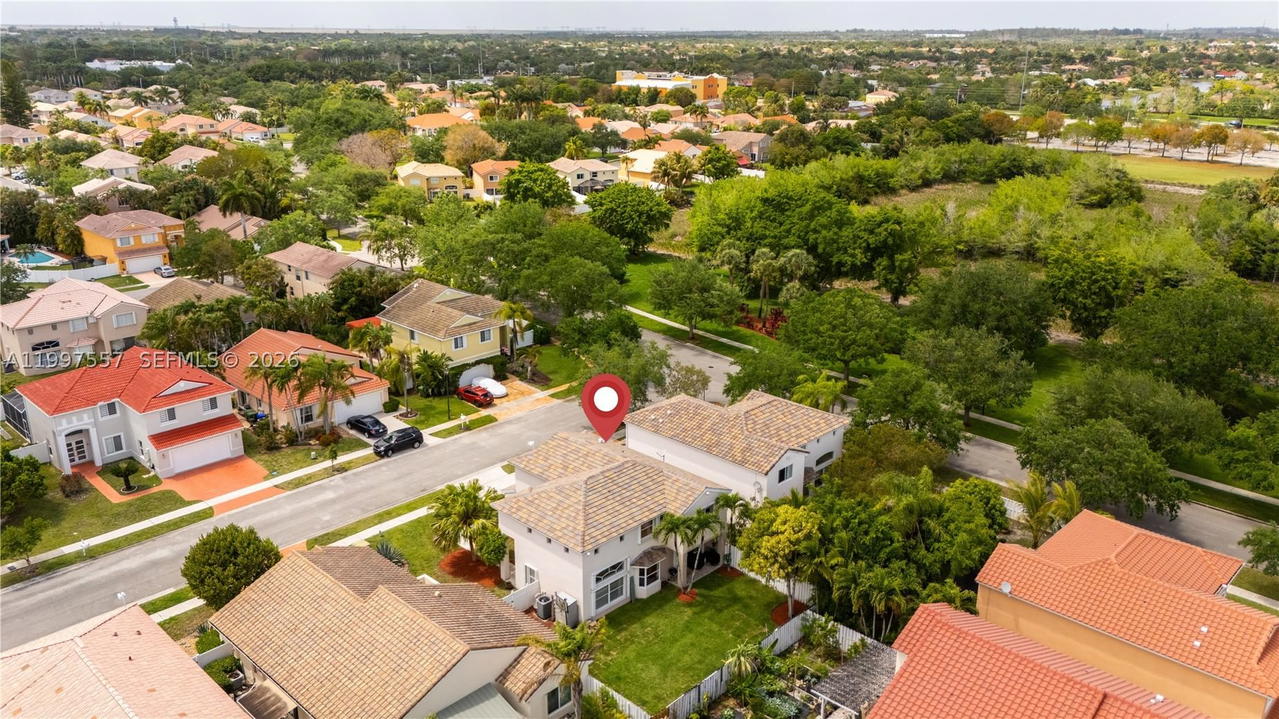Real estate property located at 317 191st Ter, Broward, Twin Acres, Pembroke Pines, FL