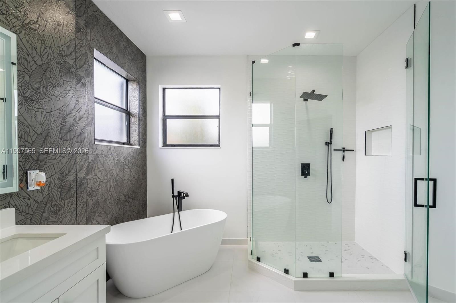 Real estate property located at 3521 92nd Pl, Miami-dade, Bonterra, Hialeah, FL