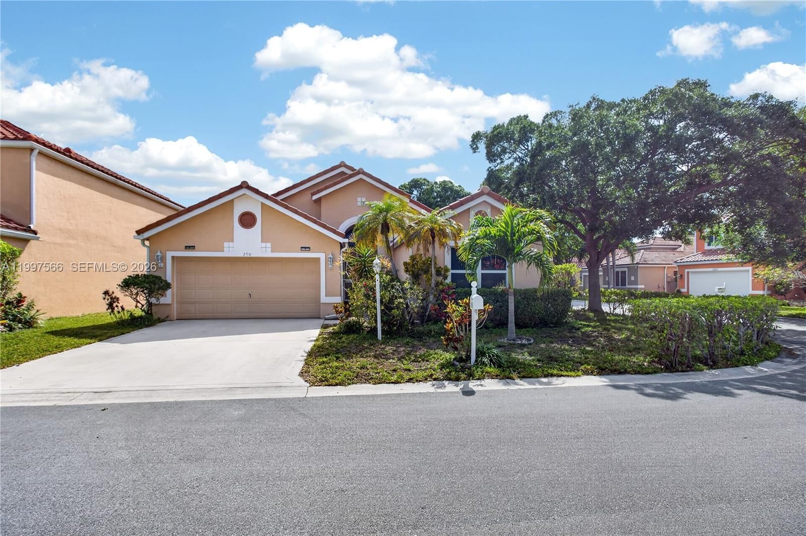 Real estate property located at 290 116th Ter, Broward, West Glen Village, Coral Springs, FL