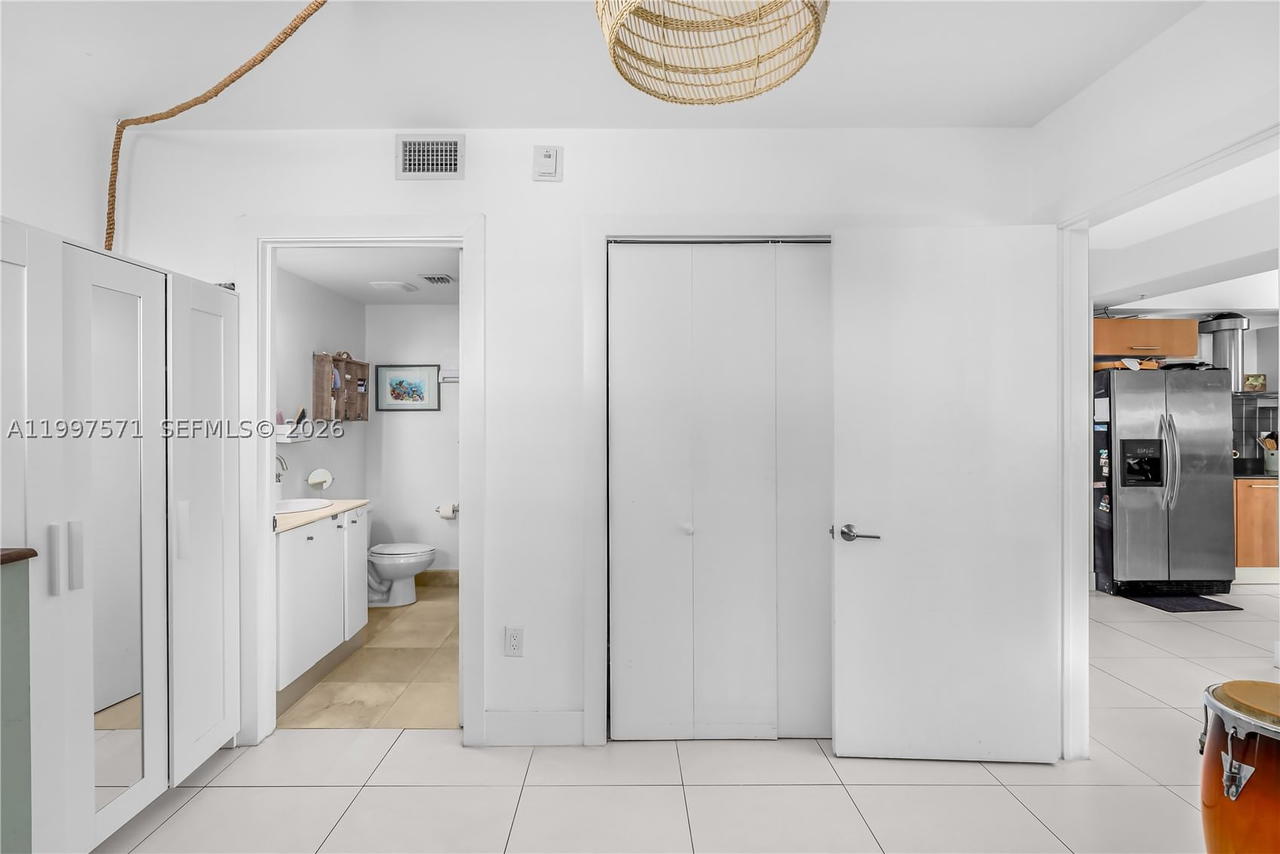 Real estate property located at 5970 Indian Creek Dr #502, Miami-dade, Nautica Condo, Miami Beach, FL