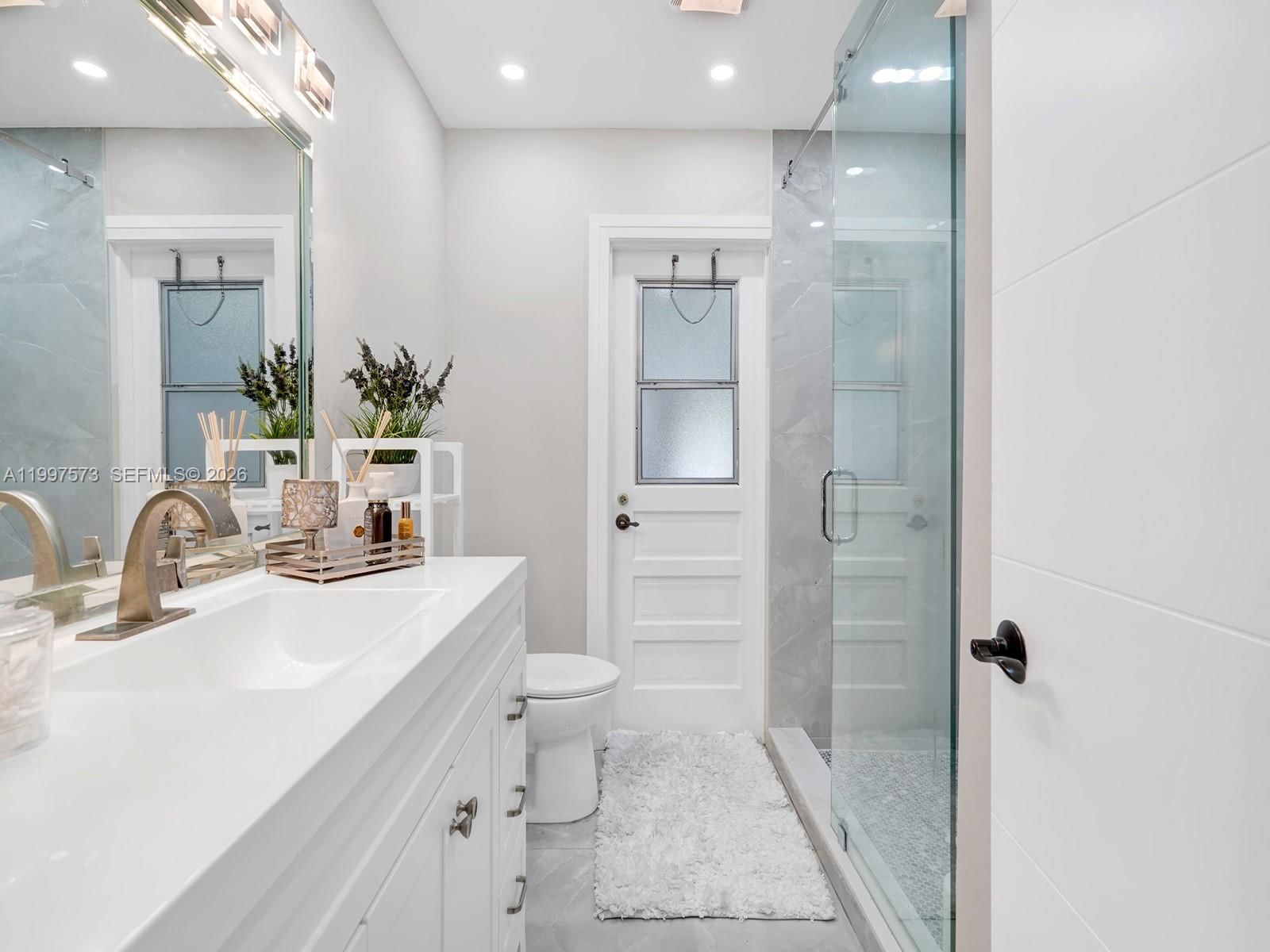 Real estate property located at 621 Tropical Way, Broward, Plantation Golf Estates, Plantation, FL