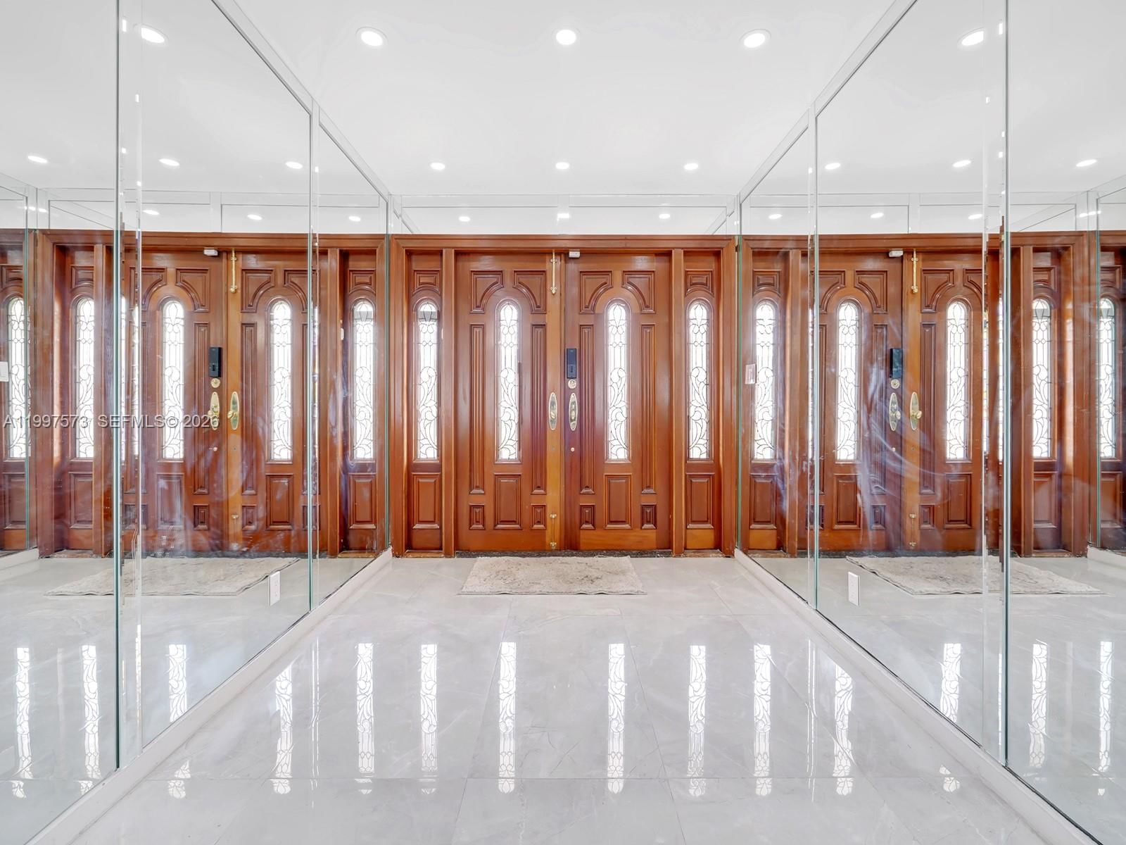 Real estate property located at 621 Tropical Way, Broward, Plantation Golf Estates, Plantation, FL