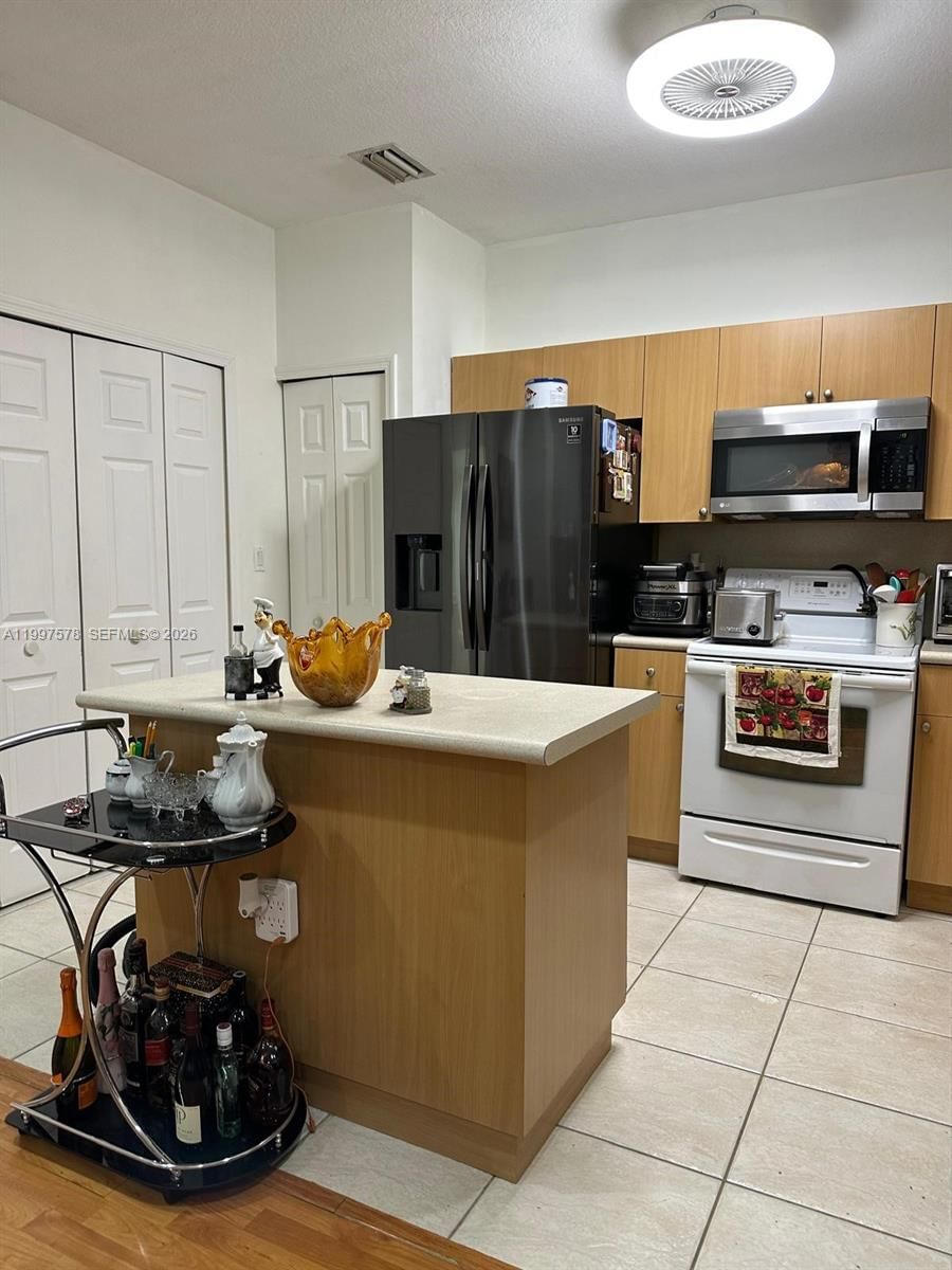 Real estate property located at 1612 30th St, Miami-dade, Venetia Grove, Homestead, FL