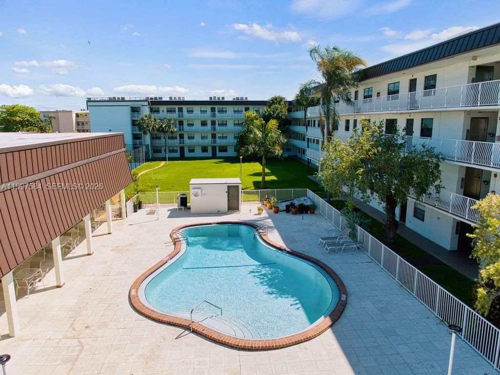 Real estate property located at 500 2nd St #223, Broward, Palm Village Club Condo, Dania Beach, FL