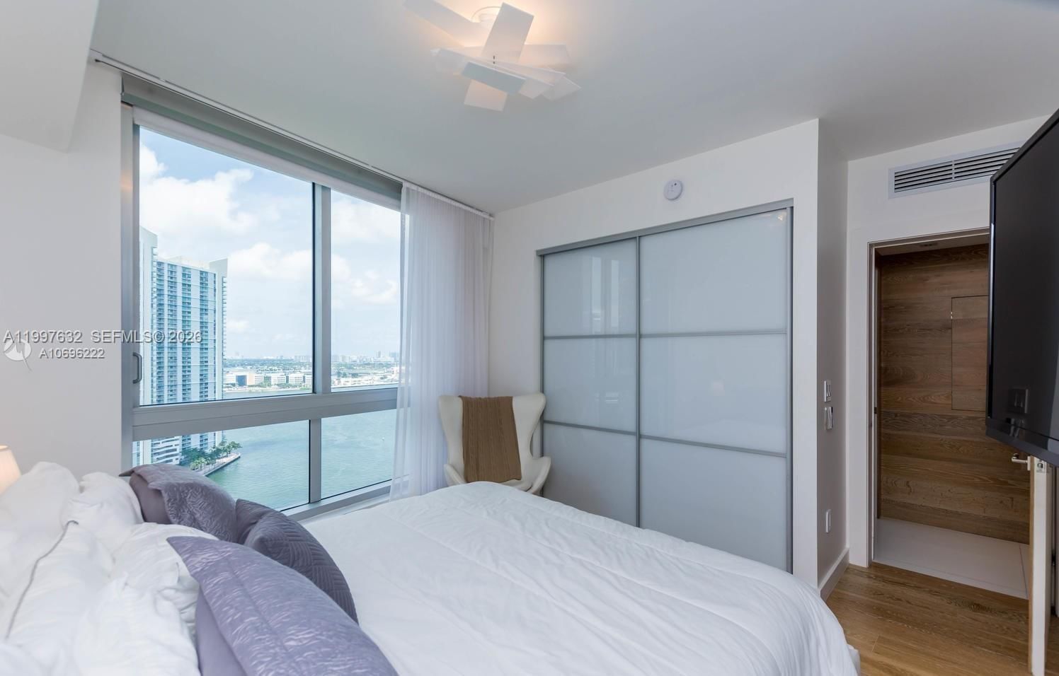 Real estate property located at 465 Brickell Ave #2301, Miami-dade, Iconbrickell Condo No 1, Miami, FL