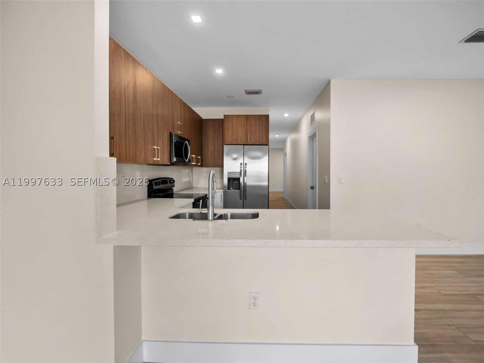 Real estate property located at 5428 3rd Ave, Miami-dade, Buena Vista Gardens, Miami, FL