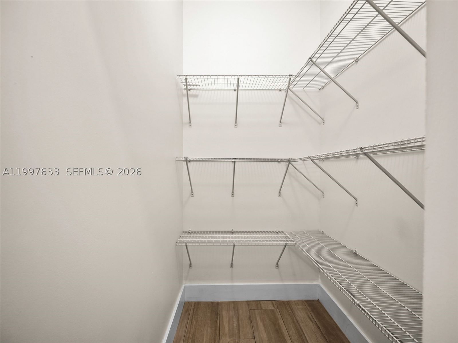 Real estate property located at 5428 3rd Ave, Miami-dade, Buena Vista Gardens, Miami, FL