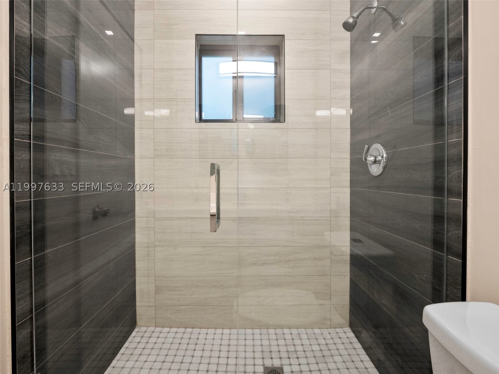 Real estate property located at 5428 3rd Ave, Miami-dade, Buena Vista Gardens, Miami, FL