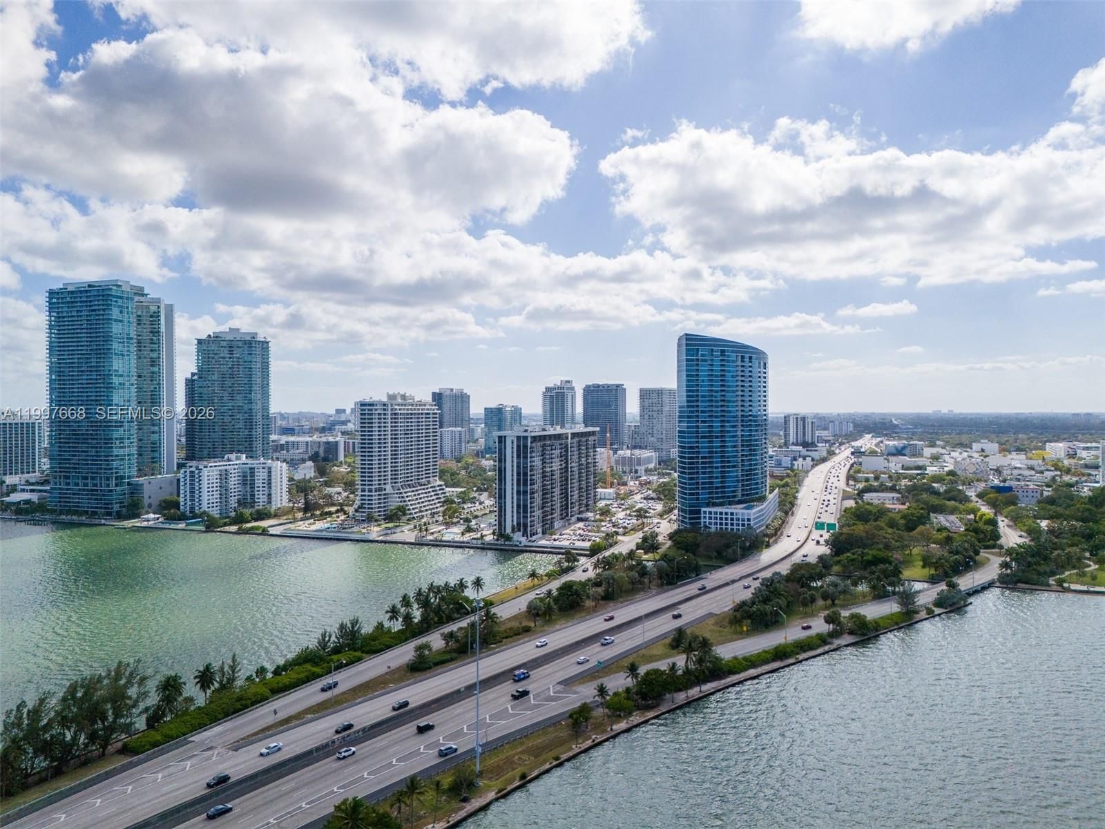 Real estate property located at 600 36th St #1006, Miami-dade, Charter Club Condo, Miami, FL