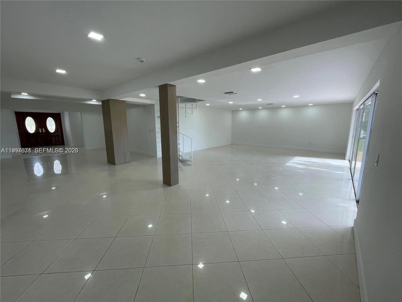 Real estate property located at 19740 Saint Andrews Dr, Miami-dade, Country Club Of Miami Est, Hialeah, FL