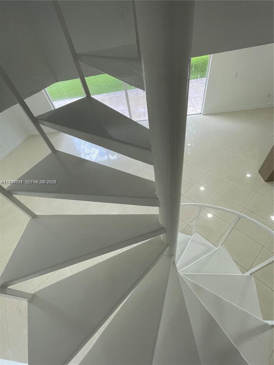 Real estate property located at 19740 Saint Andrews Dr, Miami-dade, Country Club Of Miami Est, Hialeah, FL