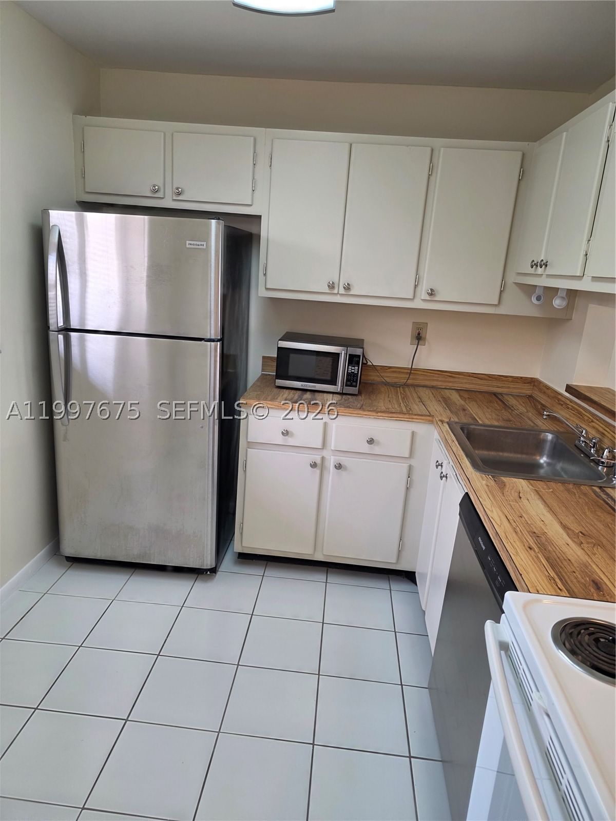 Real estate property located at 8005 107th Ave #309, Miami-dade, The Horizons Condo #6, Miami, FL