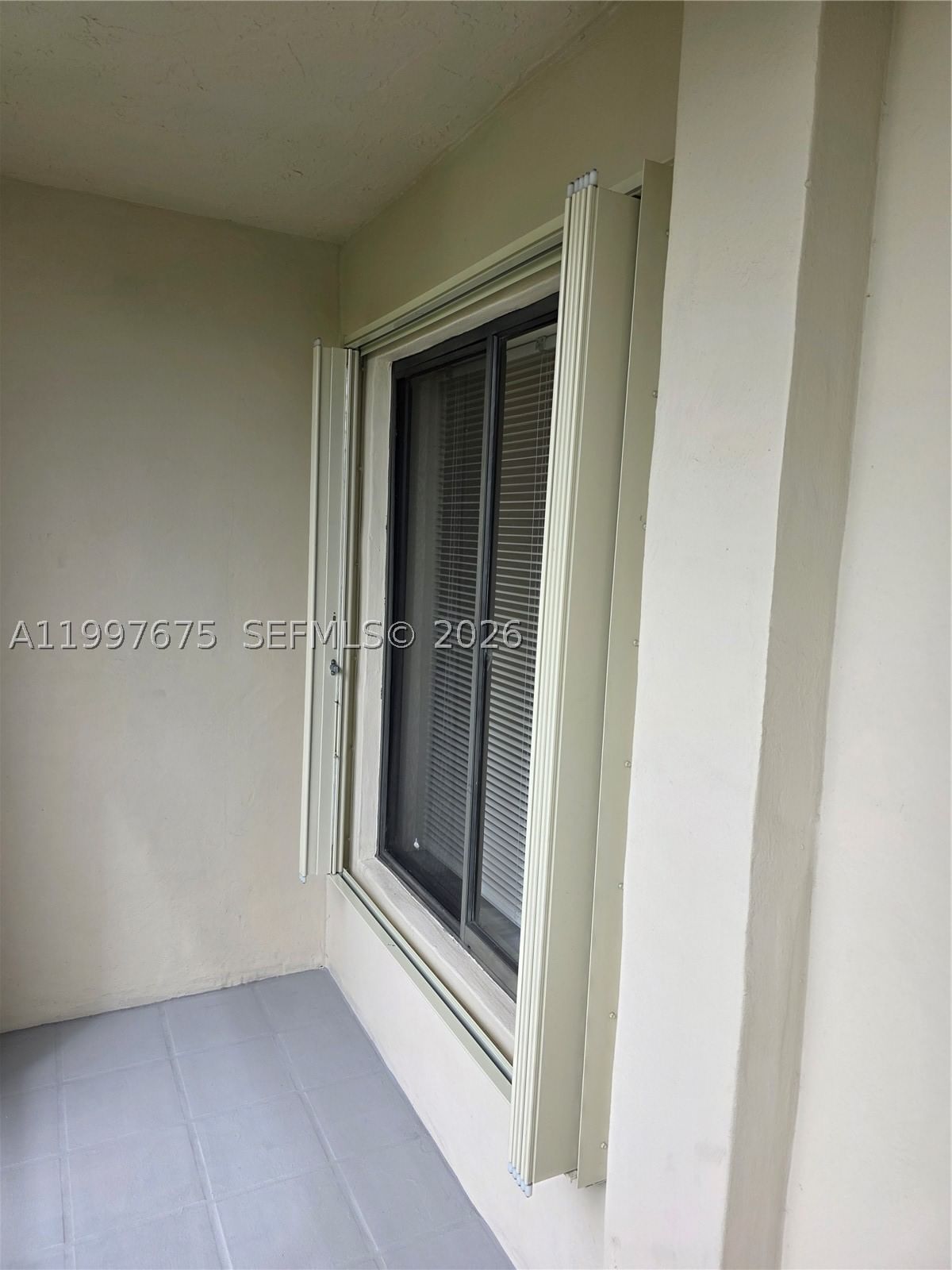 Real estate property located at 8005 107th Ave #309, Miami-dade, The Horizons Condo #6, Miami, FL
