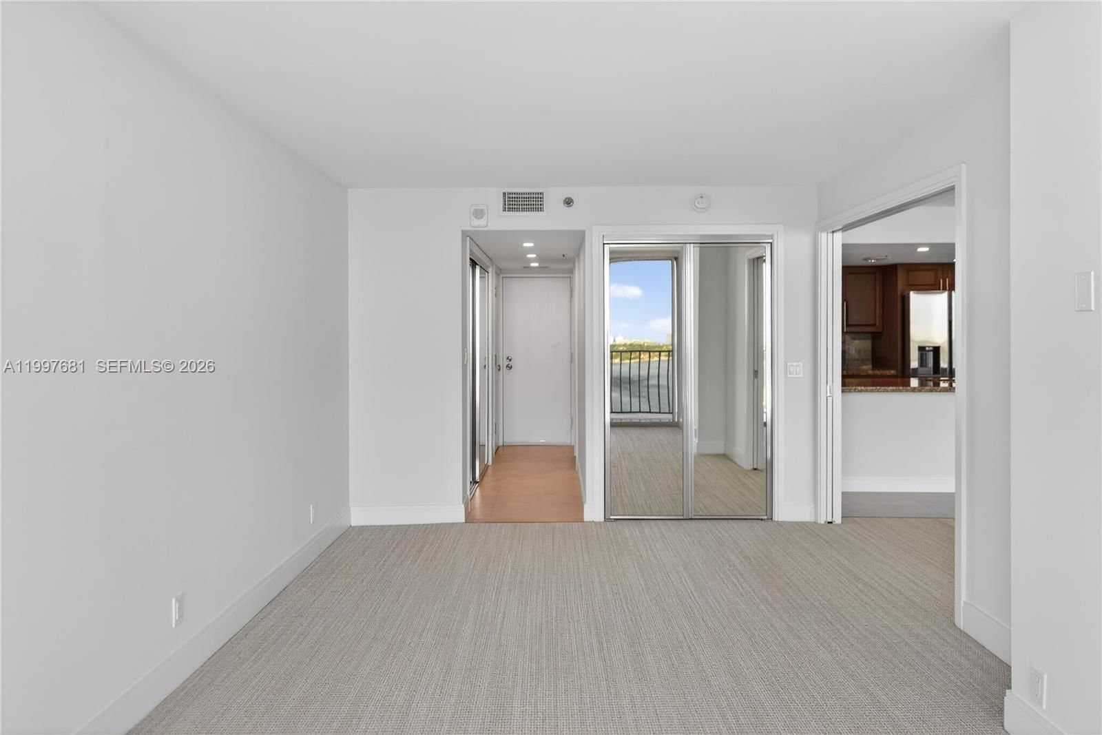 Real estate property located at 7601 Treasure Dr #2319, Miami-dade, The Grandview Palace Cond, North Bay Village, FL