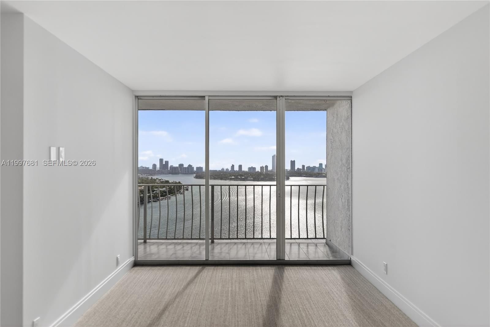 Real estate property located at 7601 Treasure Dr #2319, Miami-dade, The Grandview Palace Cond, North Bay Village, FL