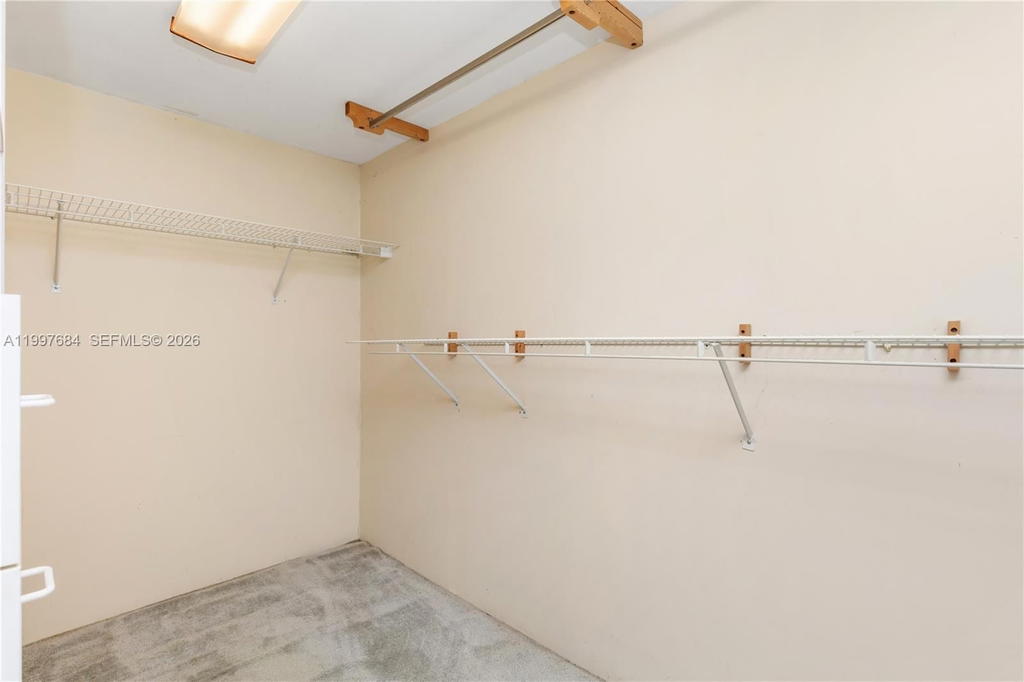 Real estate property located at 6441 23rd St, Broward, Welwyn Park, Miramar, FL