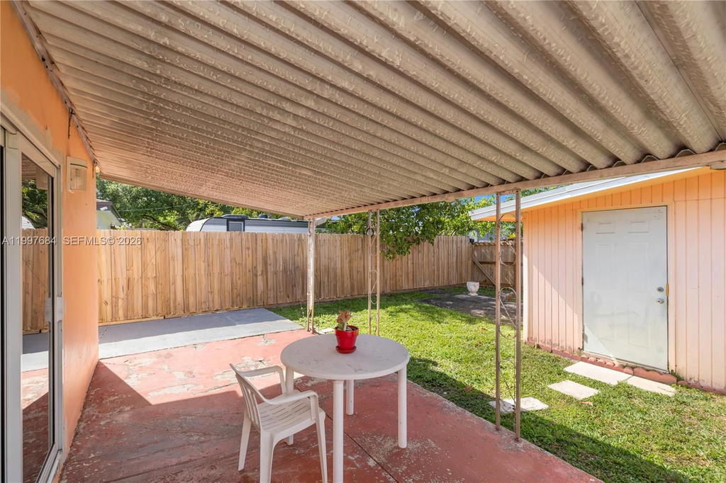 Real estate property located at 6441 23rd St, Broward, Welwyn Park, Miramar, FL
