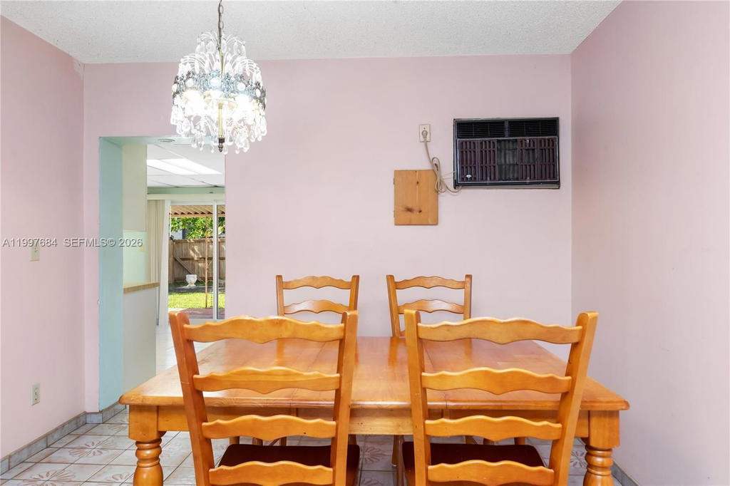 Real estate property located at 6441 23rd St, Broward, Welwyn Park, Miramar, FL