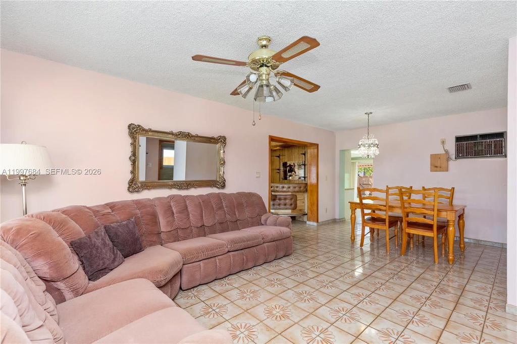 Real estate property located at 6441 23rd St, Broward, Welwyn Park, Miramar, FL