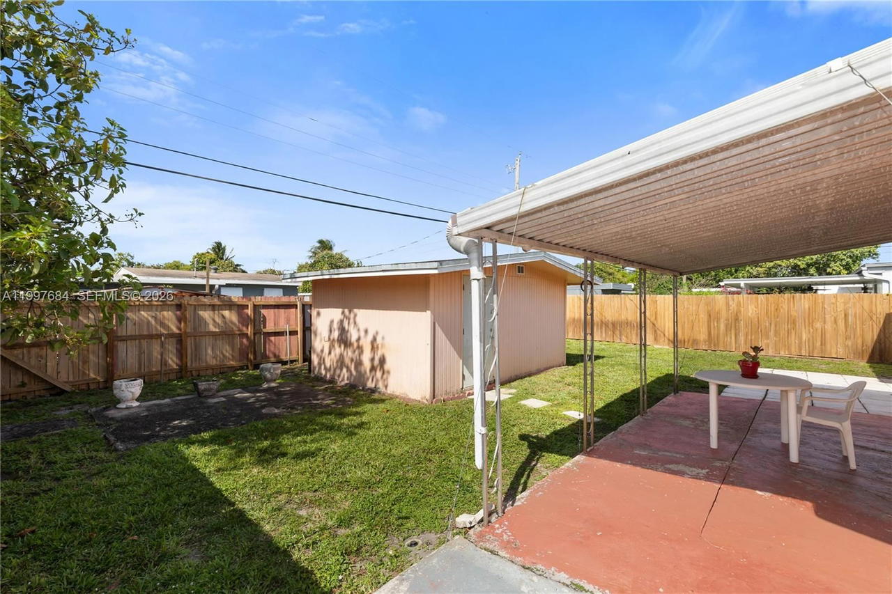 Real estate property located at 6441 23rd St, Broward, Welwyn Park, Miramar, FL