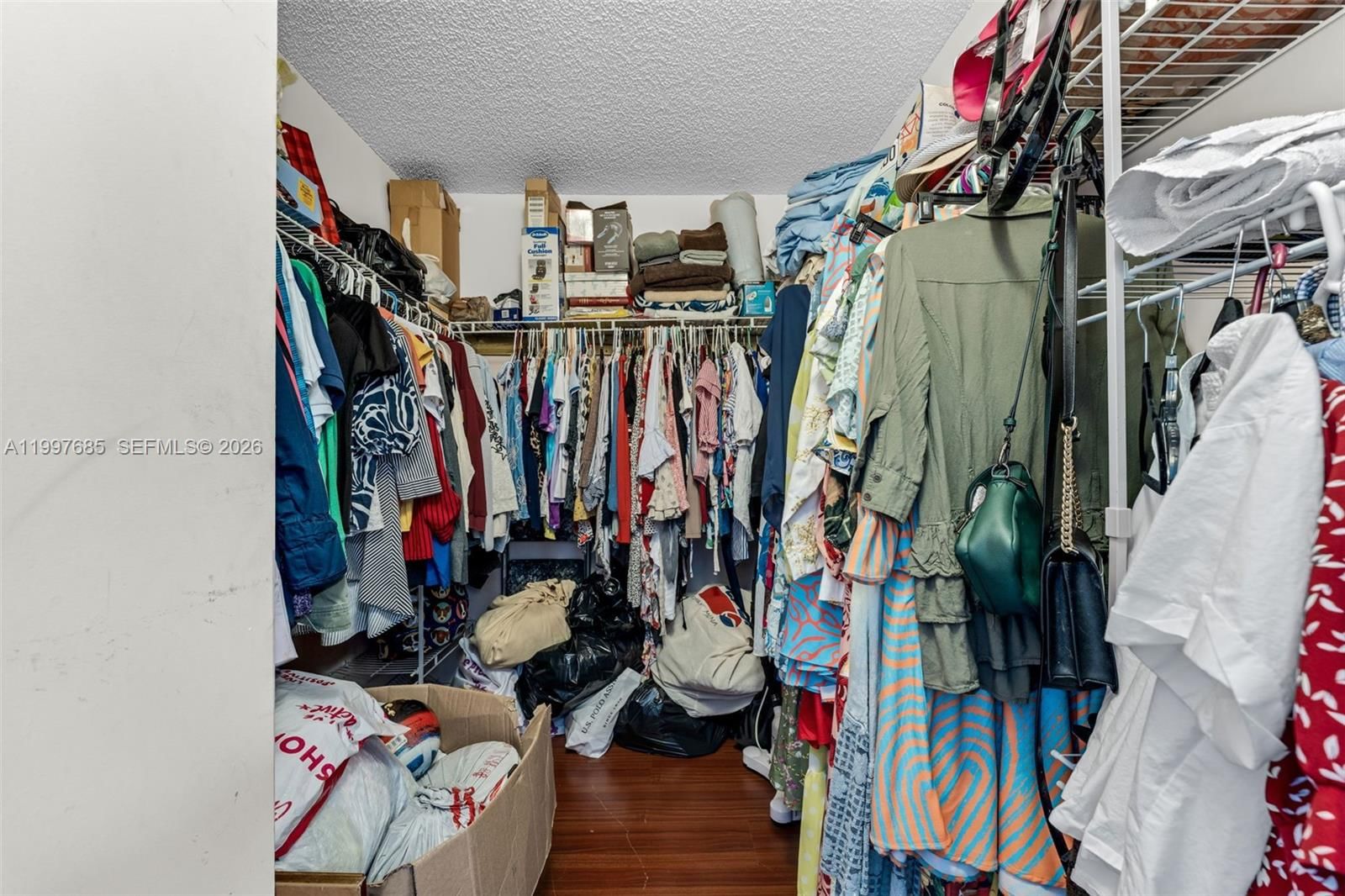 Real estate property located at 13731 173RD TERR, Miami-dade, Weitzer Serena Lakes Estat, Miami, FL