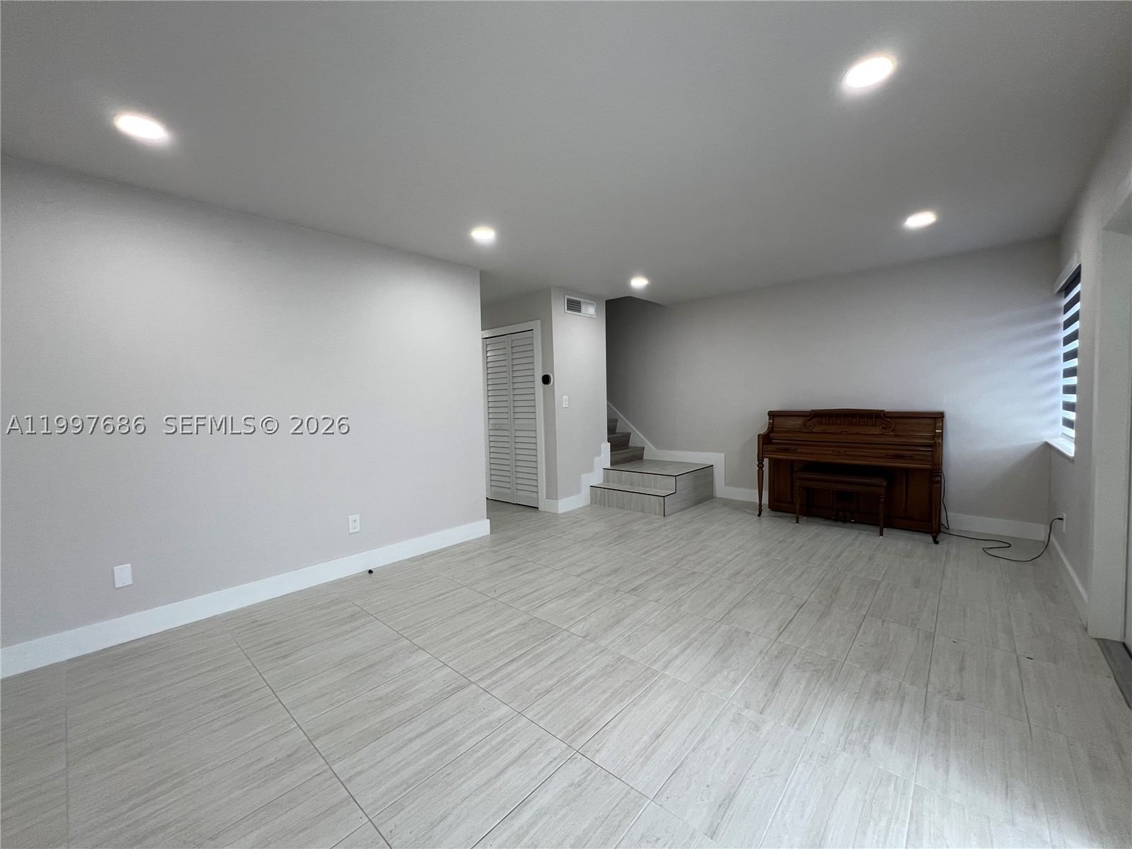 Real estate property located at 3826 107th Ave #2-2, Miami-dade, Chateaubleau Villas Condo, Miami, FL