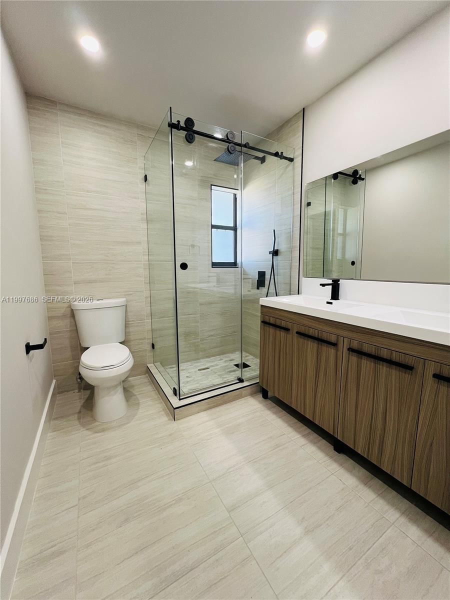Real estate property located at 3826 107th Ave #2-2, Miami-dade, Chateaubleau Villas Condo, Miami, FL