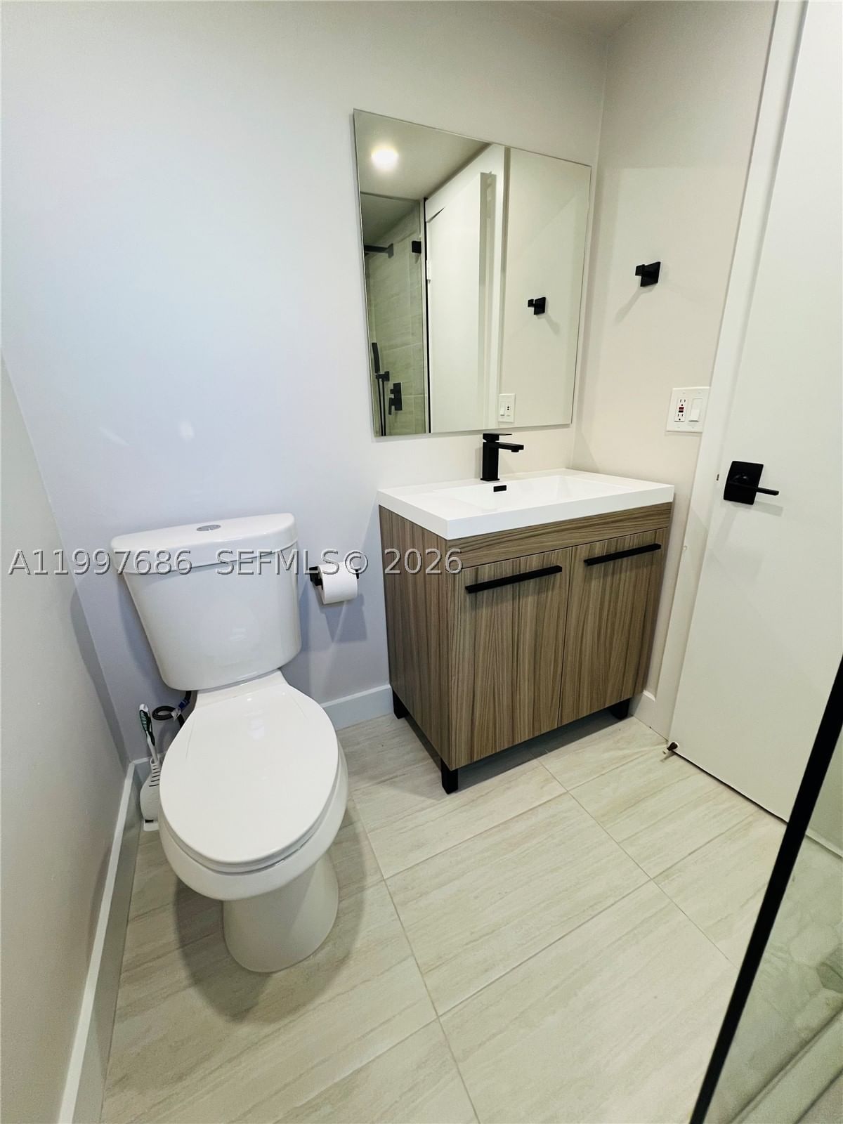Real estate property located at 3826 107th Ave #2-2, Miami-dade, Chateaubleau Villas Condo, Miami, FL