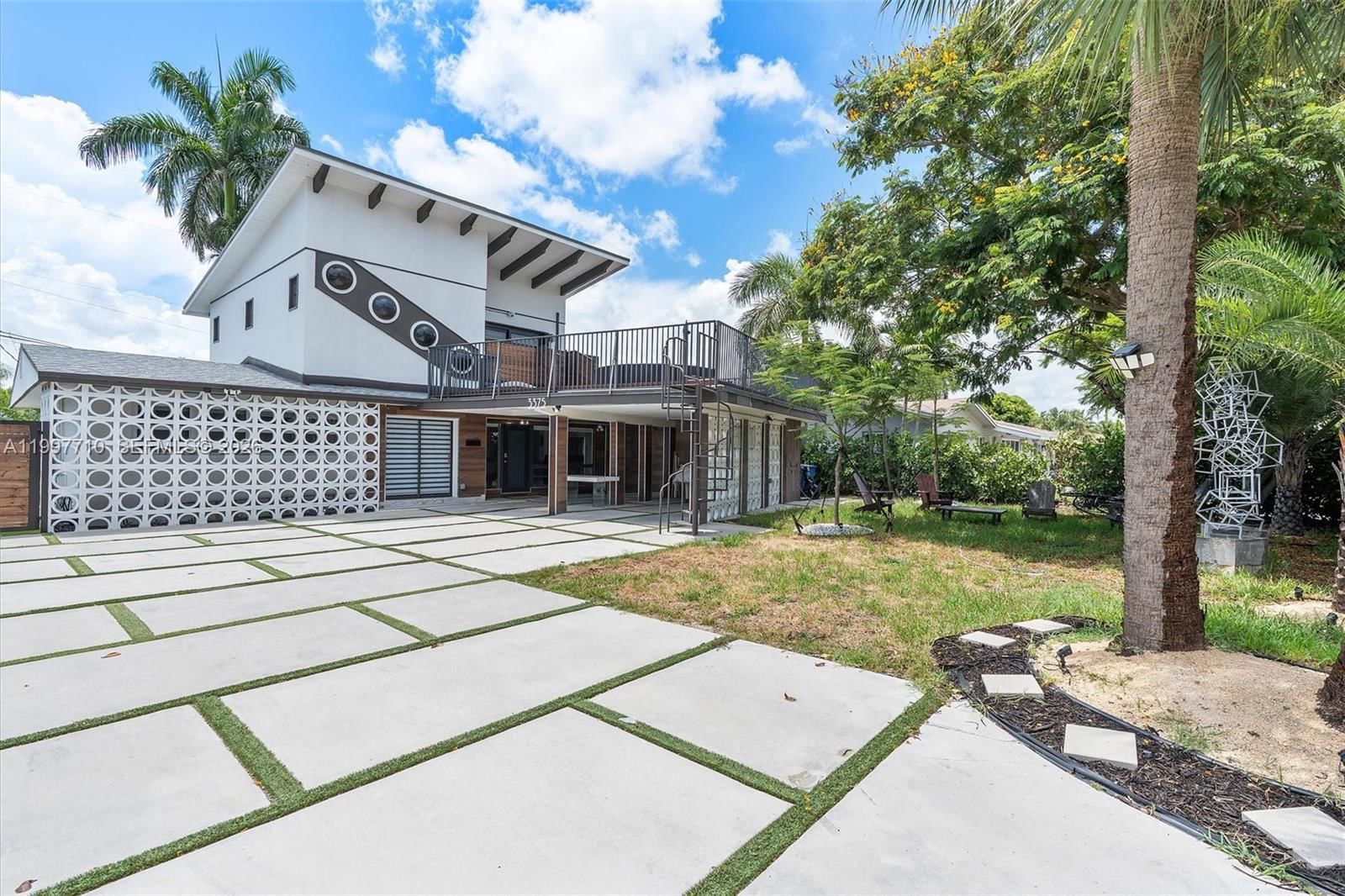 Real estate property located at 3375 20th Ave, Broward, Coral Woods, Oakland Park, FL