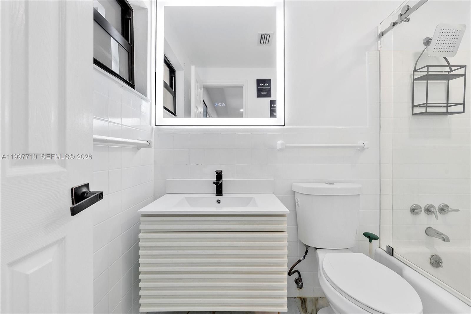 Real estate property located at 3375 20th Ave, Broward, Coral Woods, Oakland Park, FL