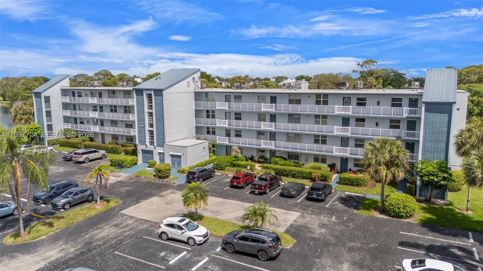 Real estate property located at 1480 80th Ave #304, Broward, Palm Springs 2, Margate, FL